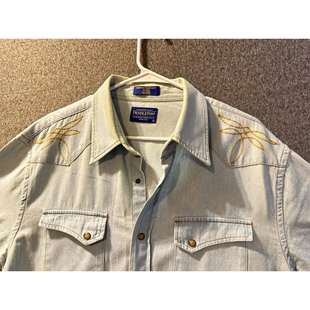 Pendleton Gambler Denim Shirt Men’s 40 Light Blue Western Embroidered Pockets